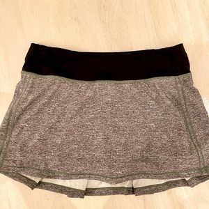 Lululemon size 4 Pace Rival skirt